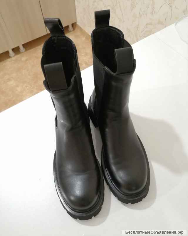 Ботинки Челси новые