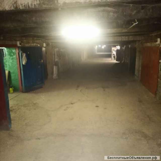 Капитальный гараж 18кв/м +погреб