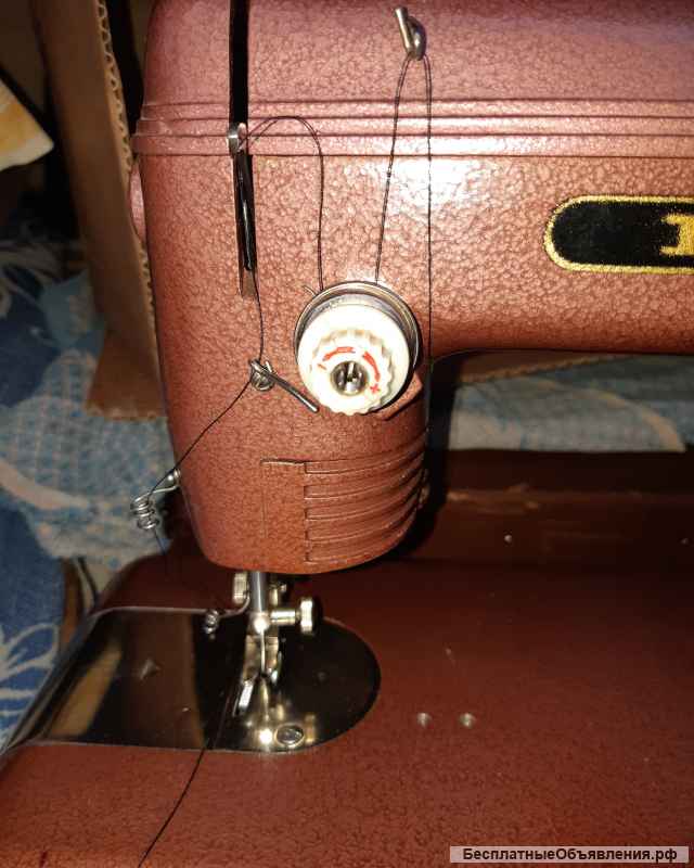 Швейная ручная машинка "Ржев"