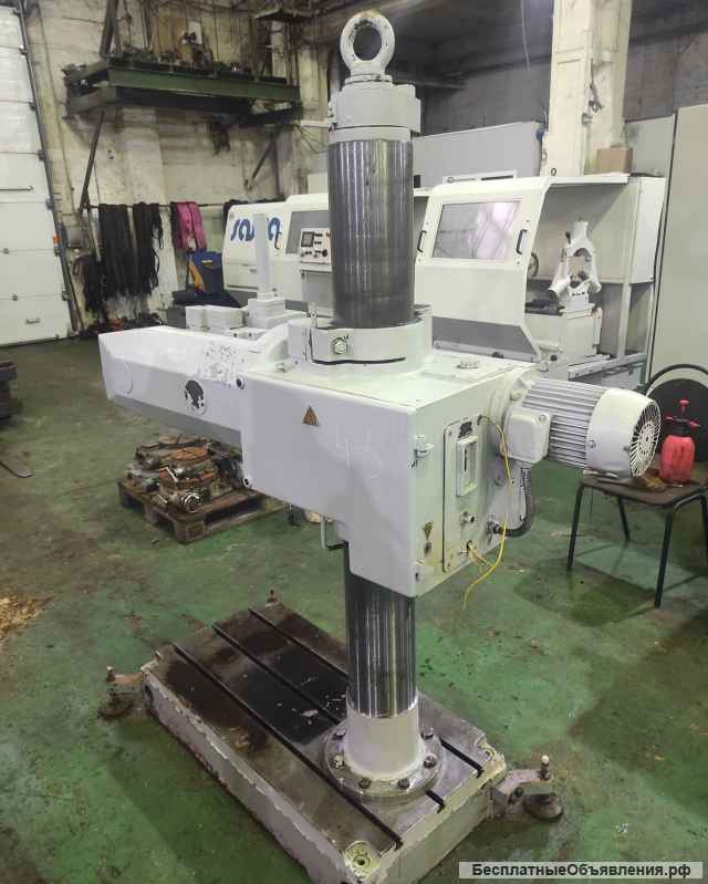 Радиально-сверлильный станок 2к52