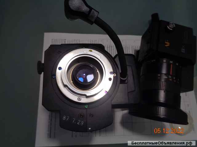V Zoom Lens AF 8X 1:1.4 10.5 >>>84 mm