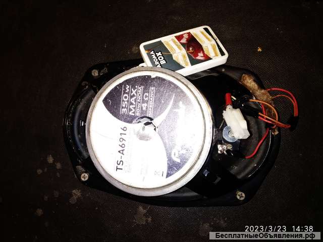 Задняя полка с овалами Калина универсал 2008