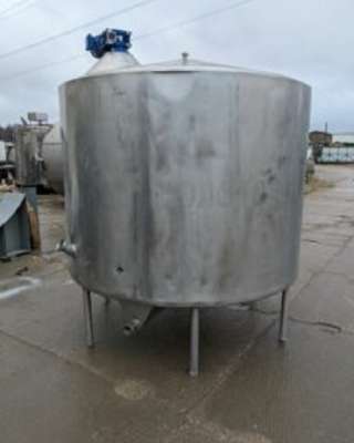 Емкость нержавеющая, объем 4 куб.м., термос, мешалка, инв 2122