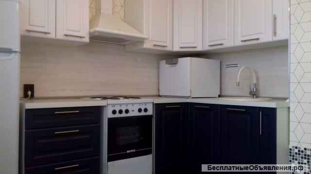 Светлая квартира с видом на море в 16 мкр