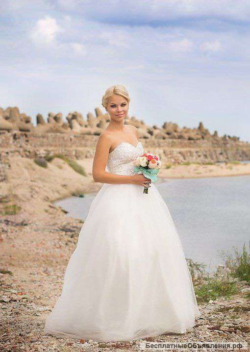 Изумительное свадебное платье