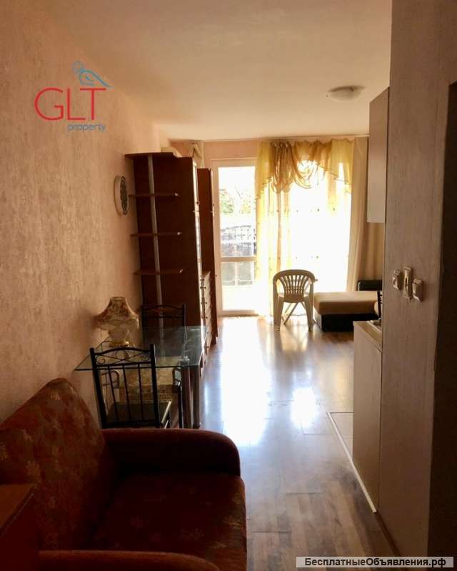 Студия с мебелью, Святой Влас