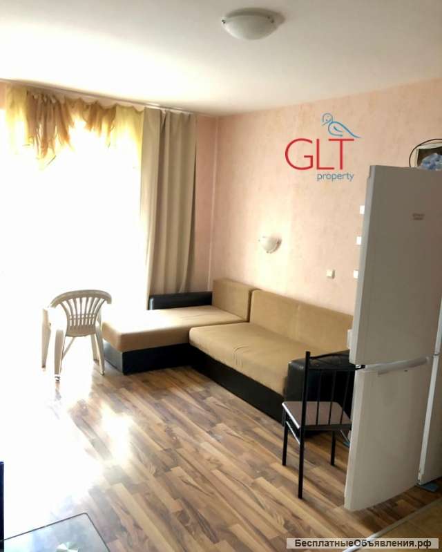 Студия с мебелью, Святой Влас