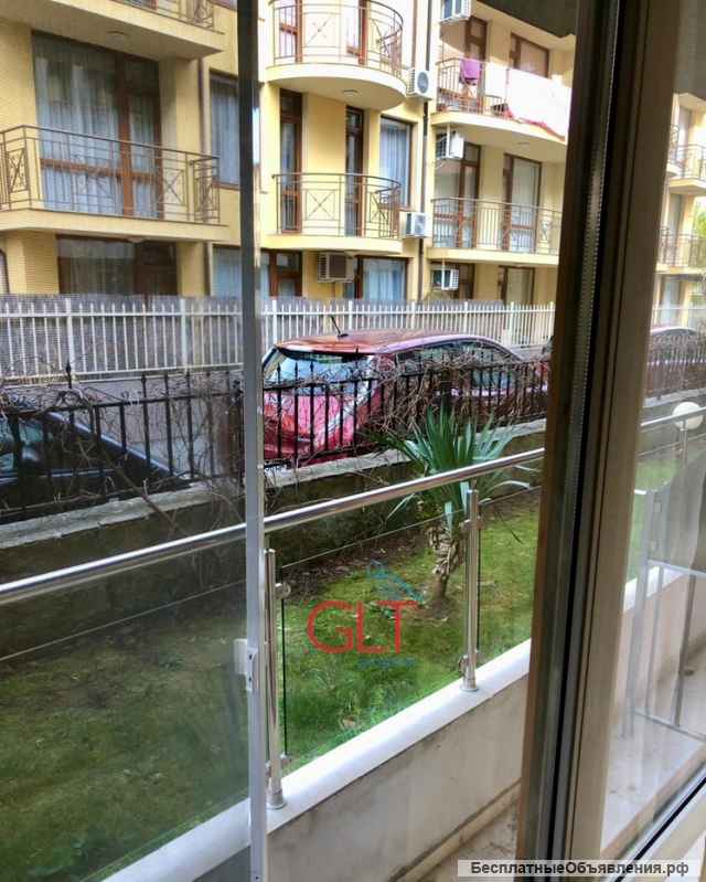 Студия с мебелью, Святой Влас