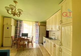 Просторный апартамент с двумя балконами, Святой Влас