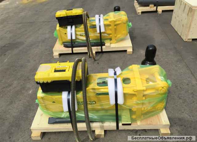 Запчасти на экскаватор и бульдозер