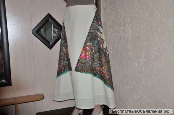 Шерстяные юбки с павлопосадским платком
