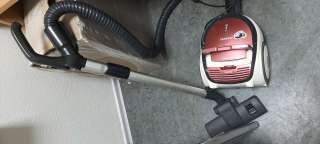 Пылесос Самсунг почти новый мощный управление на ручке