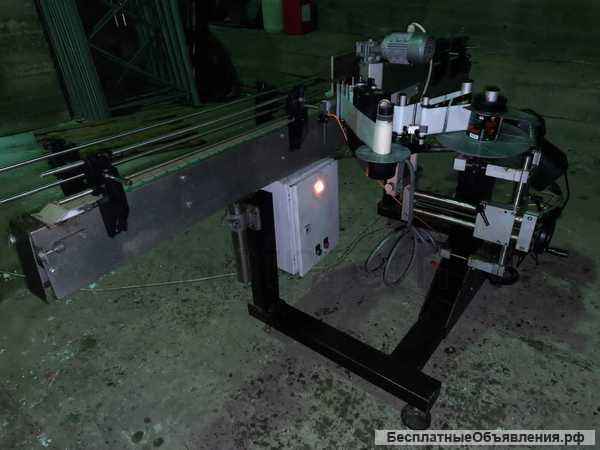 Этикетировочный автомат для банок Arca Dynamic