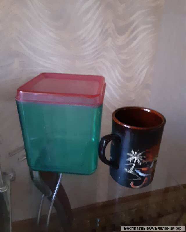 Пластиковые емкости для сыпучих продуктов б/у