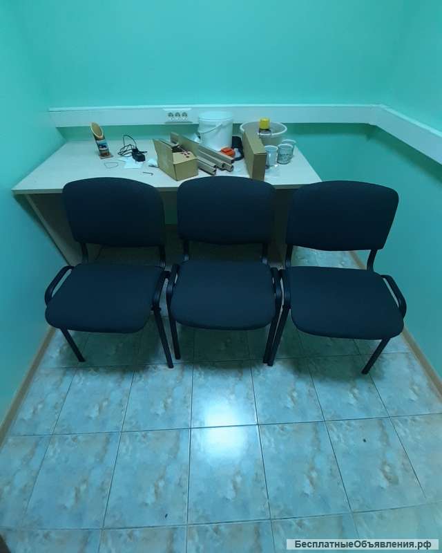 Столы и стулья