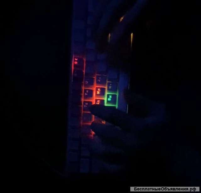 Игровая механическая клавиатура с RGB подсветкой REDRAGON FIZZ K617RGB-GW