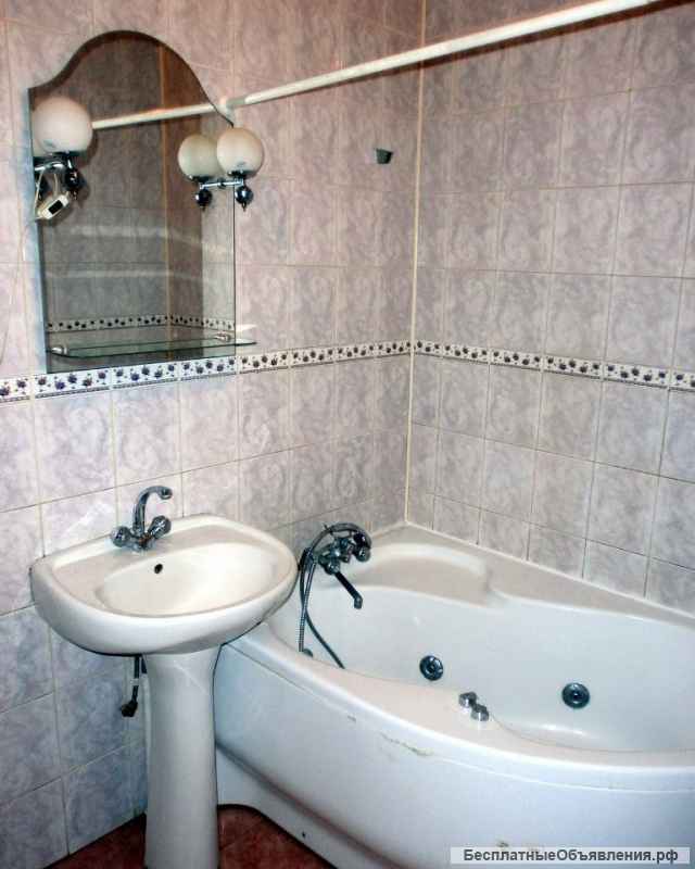 3-комнатная, Очаковцев-39, Центр