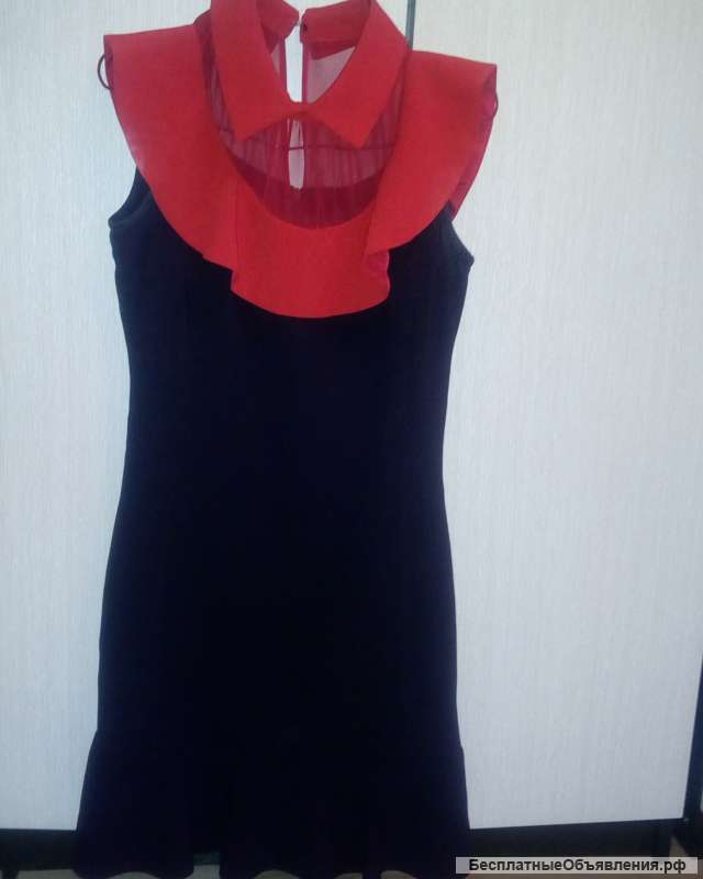 Платье черное