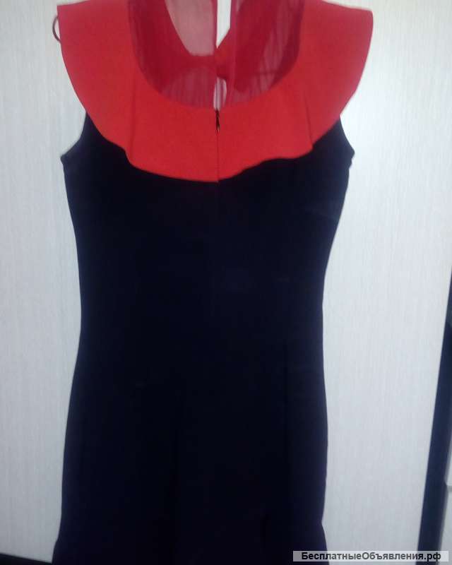 Платье черное
