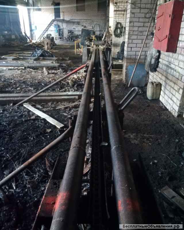 Станокгорбыльнл обрезной. Линия по распиловки леса