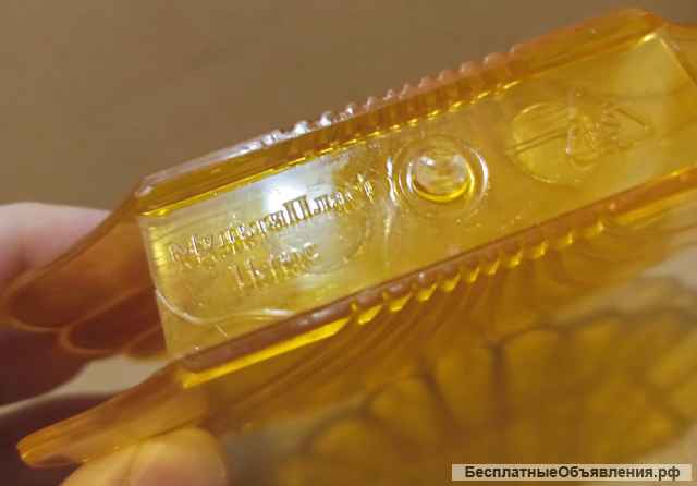 Салфетница, держатель салфеток. Жёлтый пластик.