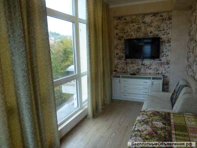 Сдаю на длительный срок 2-х комнатную квартиру в Сочи