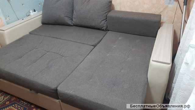 Диван угловой