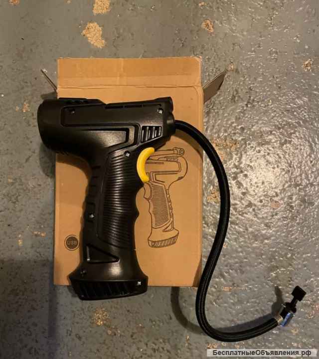 Компрессор автомобильный беспроводной