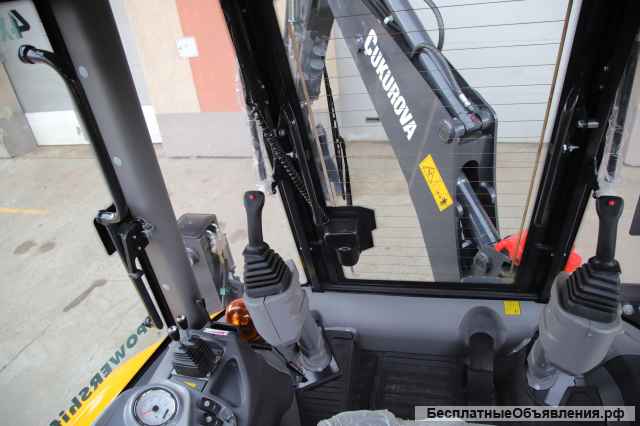 CUKUROVA 888 экскаватор погрузчик