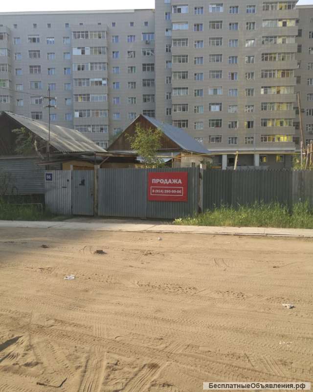 Дом в центре, на коммерчески выгодном участке