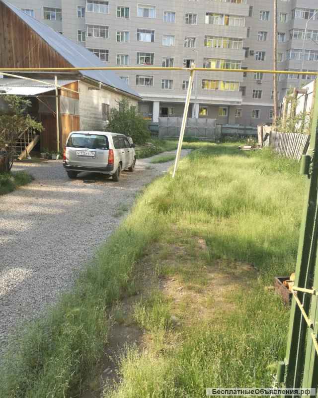 Дом в центре, на коммерчески выгодном участке