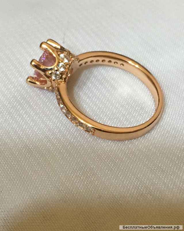 Позолоченное кольцо новое