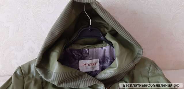 Демисезонный женский плащ