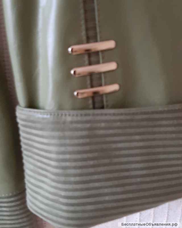 Демисезонный женский плащ