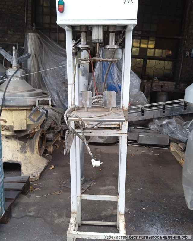 Укупорочный полуавтомат для закактки ПЭТ бутылки, Б/У