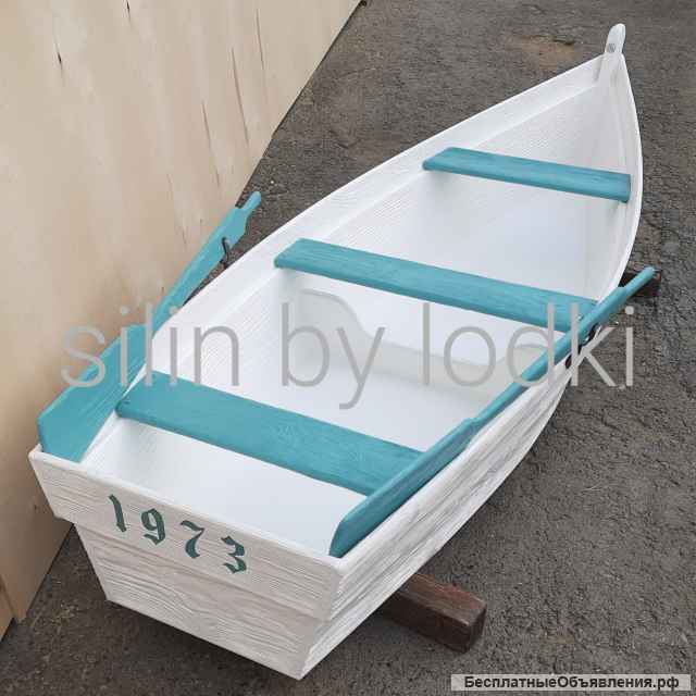 Декоративная лодка