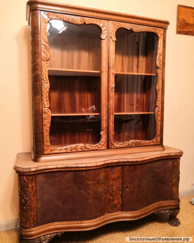 Горка (сервант) 50-х годов