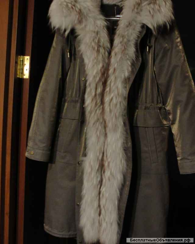 Стильная женская парка