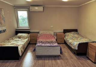 Сдаю 2к.кв. пер. Семашко 2/2кирп. 80м.