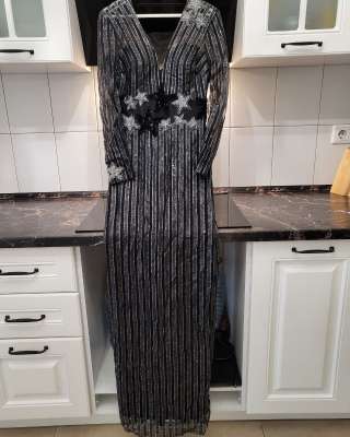 Новое черное внчернее платье