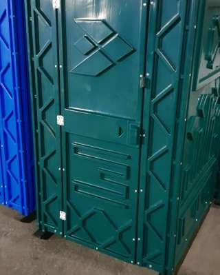 Туалетные кабинки