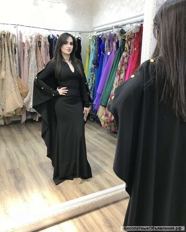 Черное платье