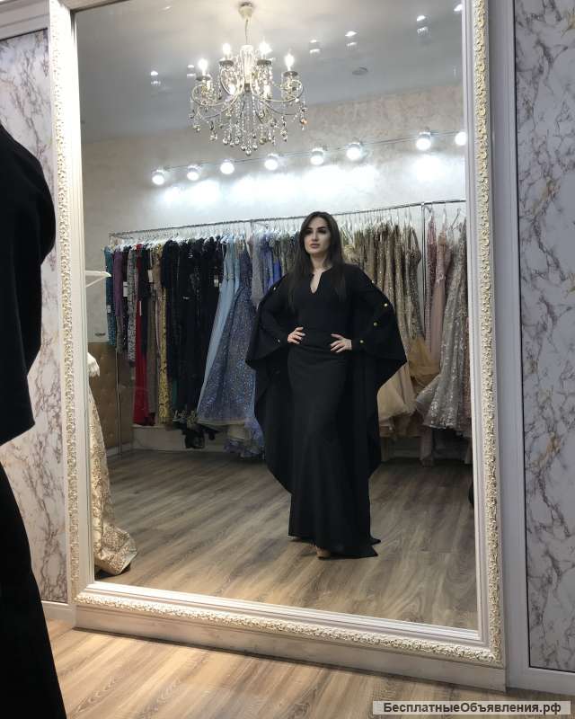 Черное платье