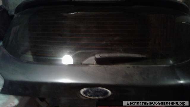 Стекло задней двери 3-5 для Ford Kuga 2.0 TDCi AWD (2008)