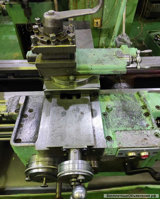 Токарный винторезный станок 1к62-3. РМЦ 1000 мм