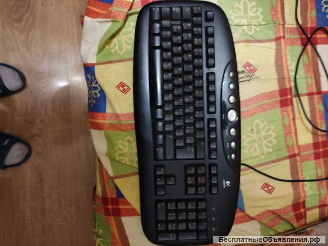 ПроводнаяКомпьютерная клавиатура