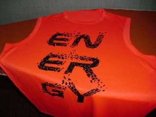 Футболка без рукавов