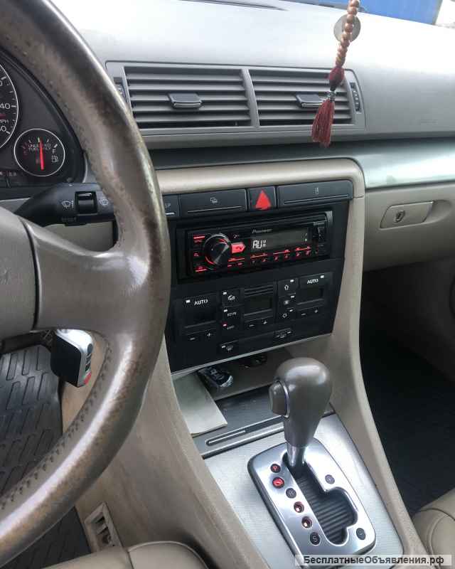 Audi A4 АТ 2003 год