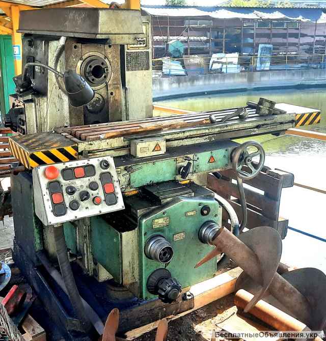 Бу фрезерный станок 6Т82Г в Днепре