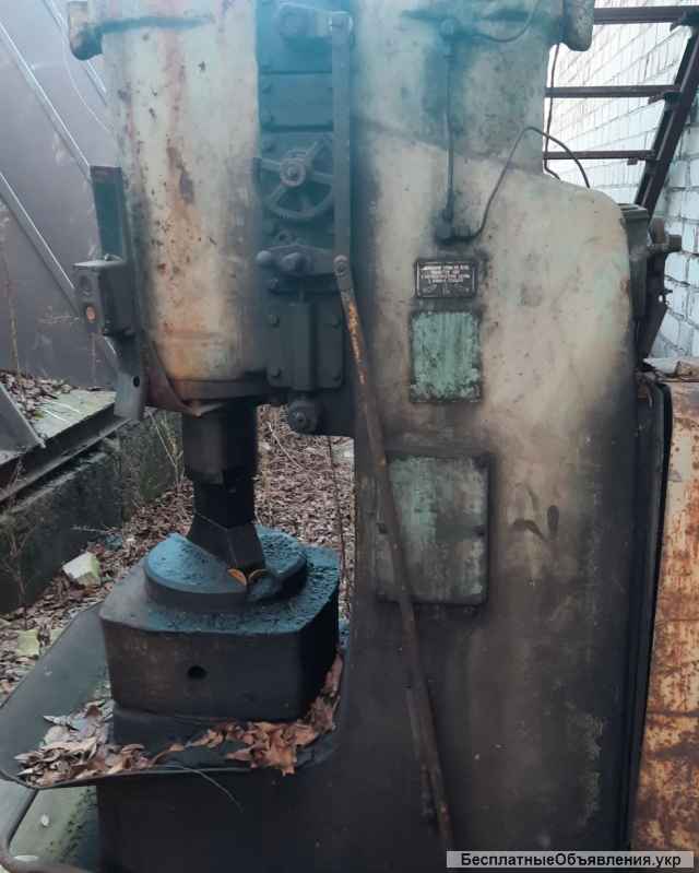 Бу кузнечный молот М4129 в Днепре